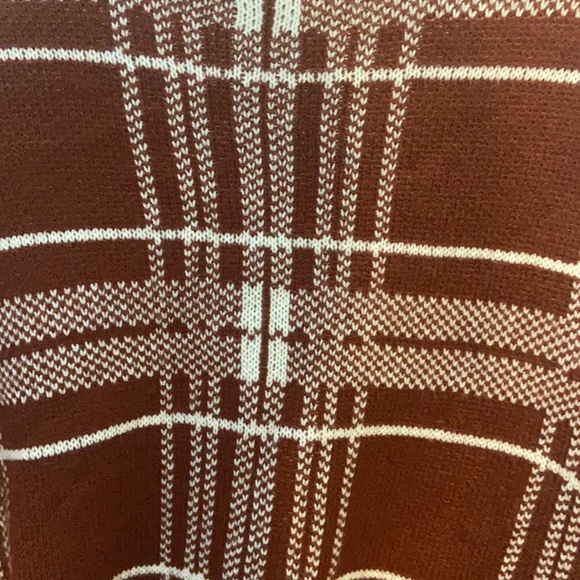 St. John’s Bay Red and White Plaid Christmas Holiday Sweater - Picture 9 of 11